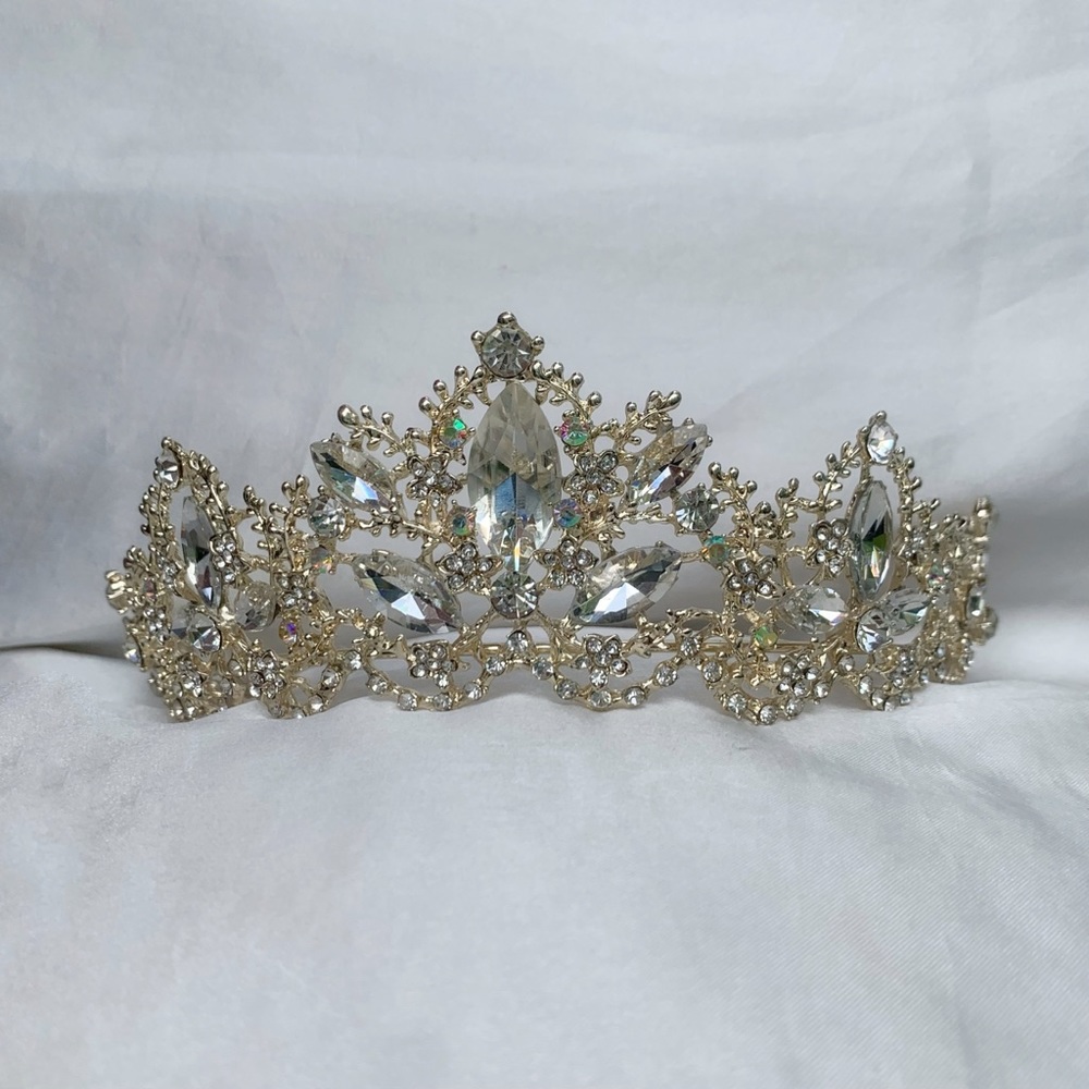 Silver Glimmer Tiara